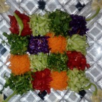 اینم سالاد امروز ظهر..