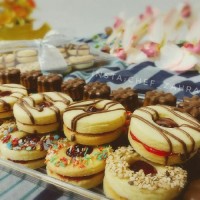 شیرینی_آلمانی برشتوک_نخودچی_شکلاتی