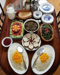 مهمونی خونه مامانم خورش کرفس