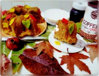 کیک شیره انگور با سس کارامل