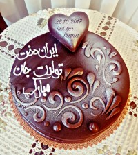 کیک شکلاتی با رویه موکا
