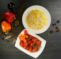 مرغ مراکشی و پلو زعفرانی