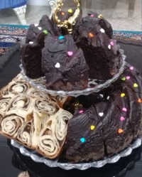 نان اسلوونی + کیک دَبِل چاکلِت