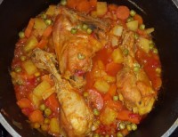 کاری ران مرغ با سبزیجات