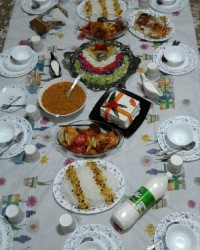 سفره مهمانی دلتون شاد