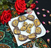 حلوای ابروبادی رنگارنگ