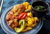 خوراک مرغ و پوره اسفناج