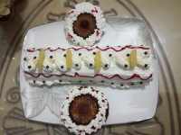 رولت با مینی کیک آناناسی