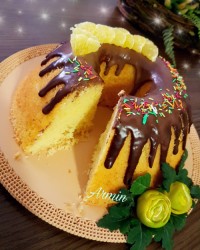 کیک پرتقالی با سس گاناش