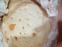 نان تابه ای با روغن محلی قبل خیلی تلاش کردم بزارم ولی نمیشد