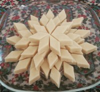 لوز شیر عسلی