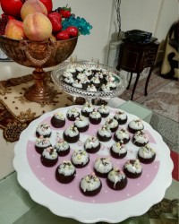 شیرینی بلوطی