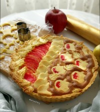 تارت سیب و بادام