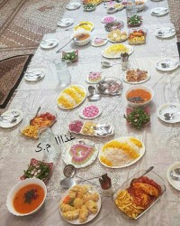 خورش مرغ با سس مخصوص