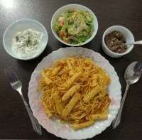 سلام عزیزان عیدروبهتون تبریک میگم اینم غذای ساده من