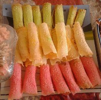 شیرینی لوله ای