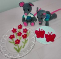 پاستیل درست کردم قالب سیلیکونی نداشتم خودم قالب زدم شرمنده دیگه،ان شاالله دفعه بعد جالب ترشونشونتون میدم