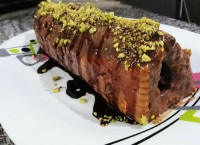 کیک یخچالی هرمی