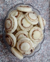 شیرینی قارچی