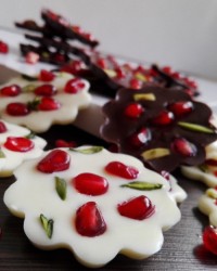 تارت شکلاتی انار