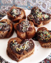 مینی کیک پسته زعفرانی