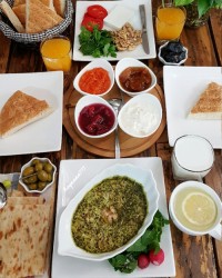 صبحانه گرم کالجوش (کله جوش)