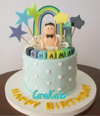 کیک شیفون با تزیین فوندانت