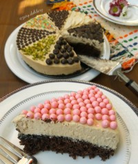 چیز کیک شکلات و قهوه