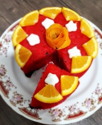 کیک مخملی و ماست