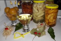 کمپوت زرد آلو، کمپوت شلیل، کمپوت سیب ،کمپوت هلو