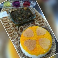 قـرمه ســـبزی با ته دیـگ زعــفرونـی