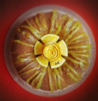 کیک پرتقالی با سس مخصوص