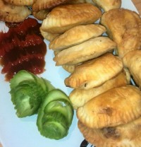 پیراشکی گوشت و قارچ