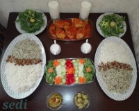 مرغ مجلسی شوید پلو کشمش پلو ترشی لمپچ ترشی مخلوط سالاد فصل