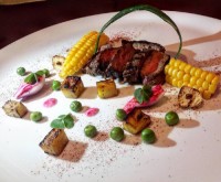 استیک،این بشقابم رو خیلی دوست دارم چون خیلی سعی کردم متفاوت باشه