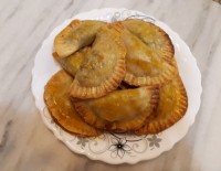 شام امشب منو همسرم پیراشکی قارچ وگوشت