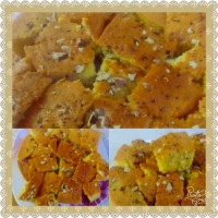 کیک هل وزعفران وگردو