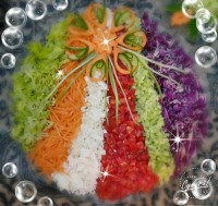 دیزاین ساده سالاد واسه مهمونی دیشبم