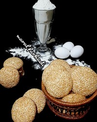 کلوچه کنجدی