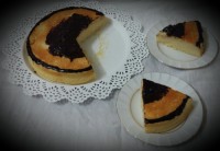 کیک ساده وانیلی با روکش گاناش