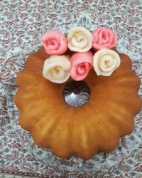 کیک با ترئین خمیر ژلارد