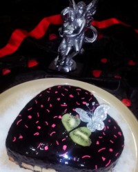 کیک عشقولانه