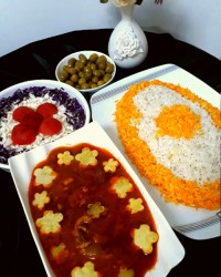 پلو وخورش قیمه