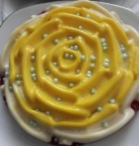 کرم شیر عسلی