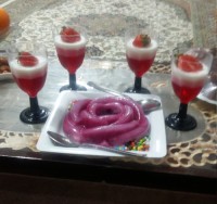 پاناکوتا توت فرنگی و وانیلی با ژله شاتوت