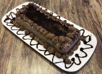 کیک با خامه شکلاتی