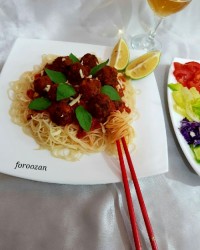 میت بال با اسپاگتی