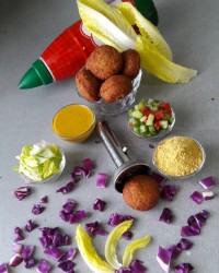 فلافل با سس انبه
