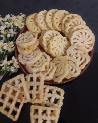 شیرینی نون پنجره ای