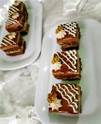 شیرینی تر برشی چهار مغز برای اولین بار